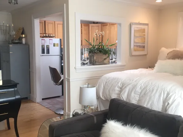 20 Lime St APT 52, Boston, MA 02108