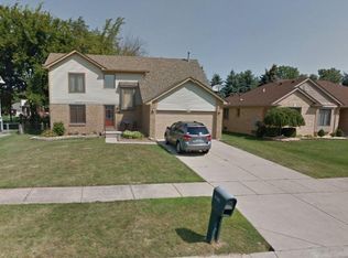 31143 Partridge Ln, Chesterfield, MI