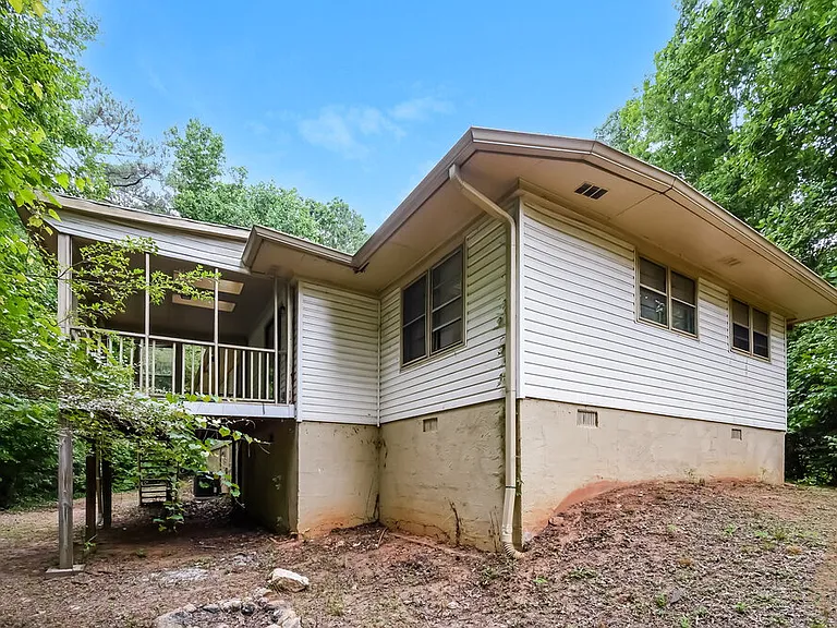4630 Cresant Ln — Photo 15
