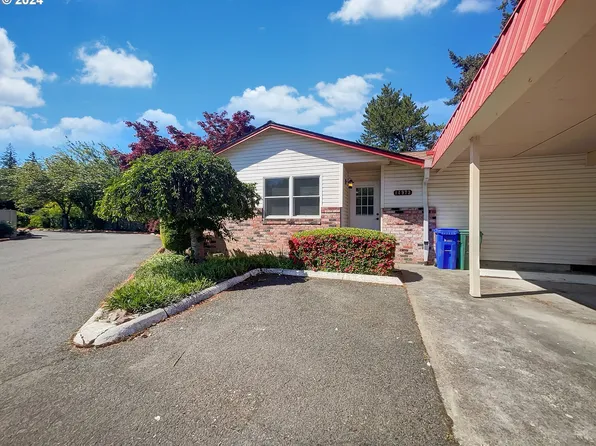 14973 SE Grant Ct, Portland, OR 97233