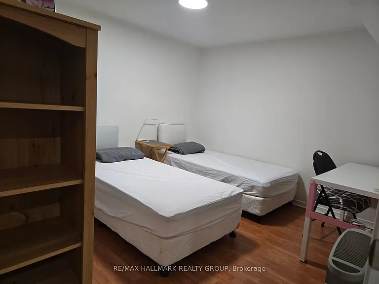 1374 Chicory Pl — Photo 22