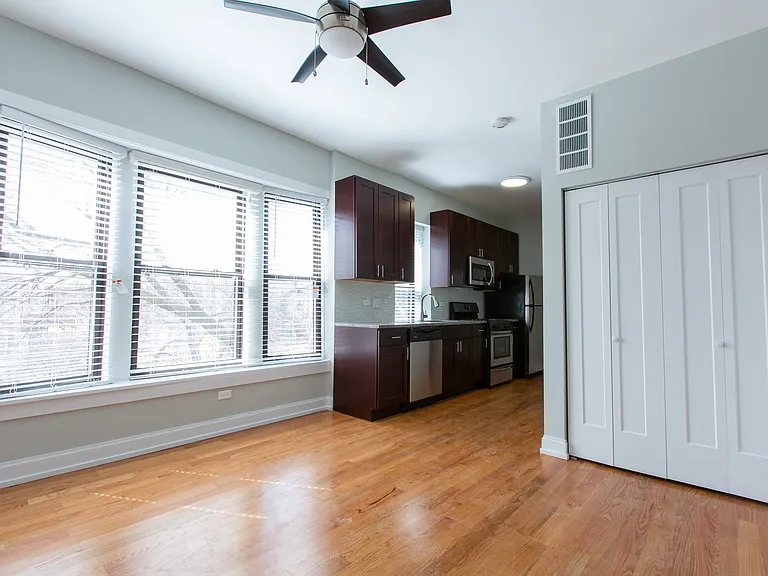 2558 W. Superior St. — Photo 5