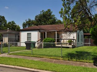 6829 Linden St, Houston, TX 77087