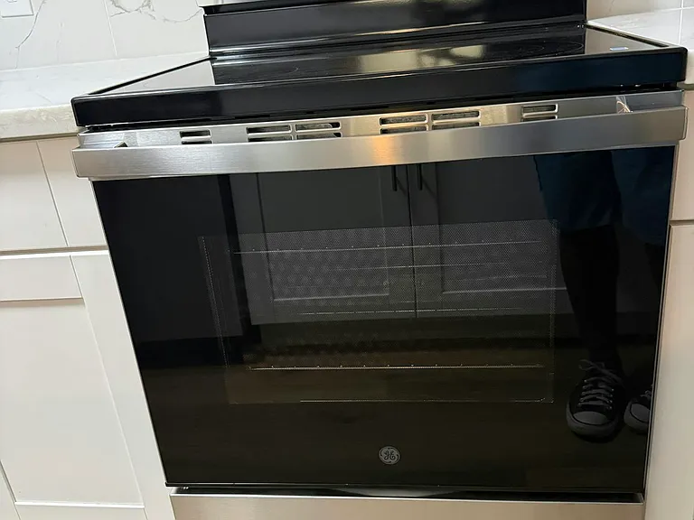 New electric stove and oven