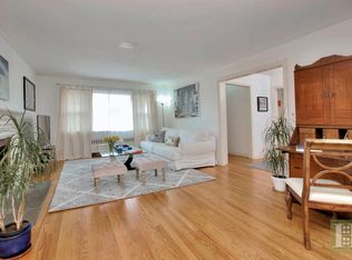 141 Holmes Ave, Darien, CT 06820