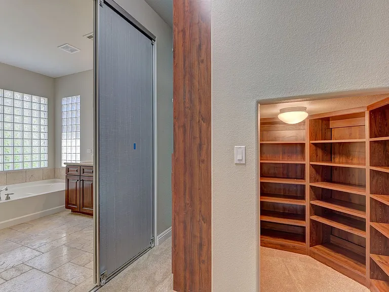 11330 Corsica Mist Ave — Photo 22
