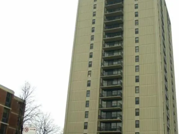 2901 S Michigan Ave APT 1801, Chicago, IL 60616