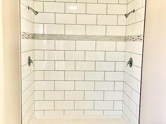 hudson - master bathroom 2