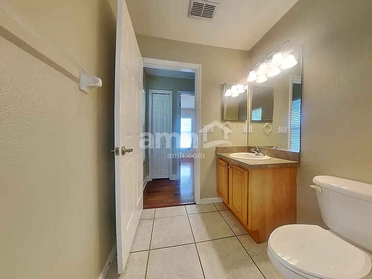1033 Legends Pass Dr — Photo 14
