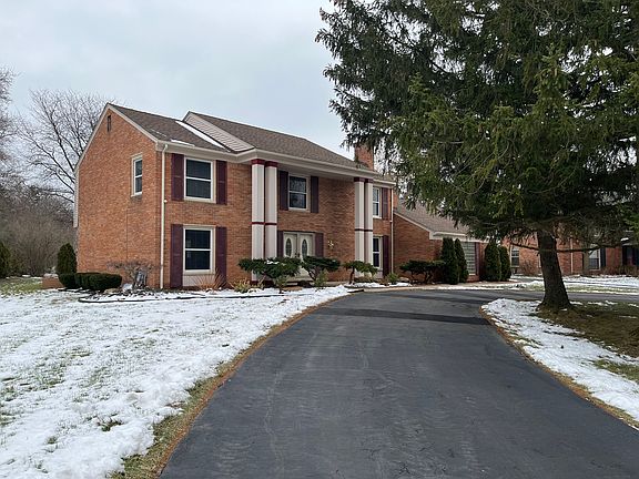 4th image of 5835 Pinecroft Dr