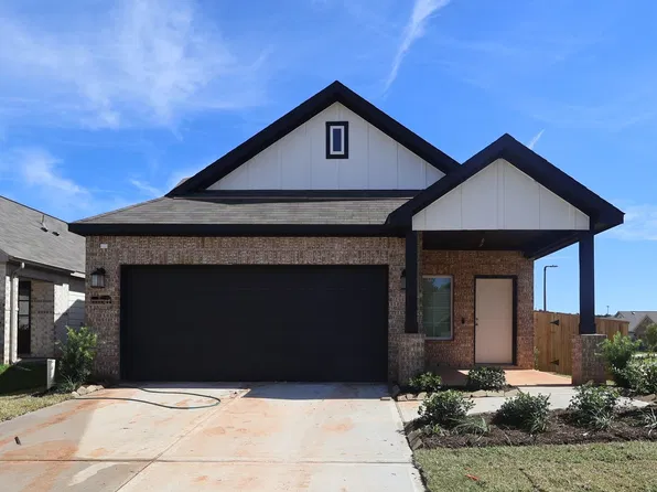 10353 Navarro Path, Montgomery, TX 77316