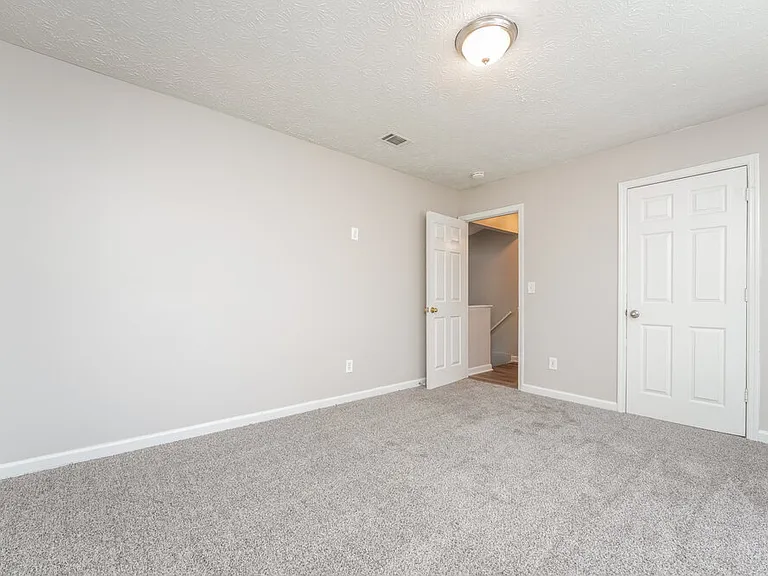 4955 Windsor Downs Ln — Photo 14