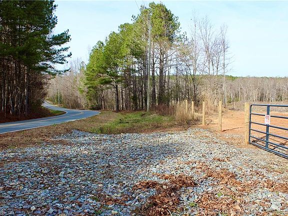 4th image of 1000 Tarry Church Rd #3