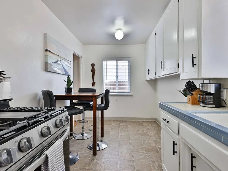 4788 W Mountain View Dr #B — Photo 13