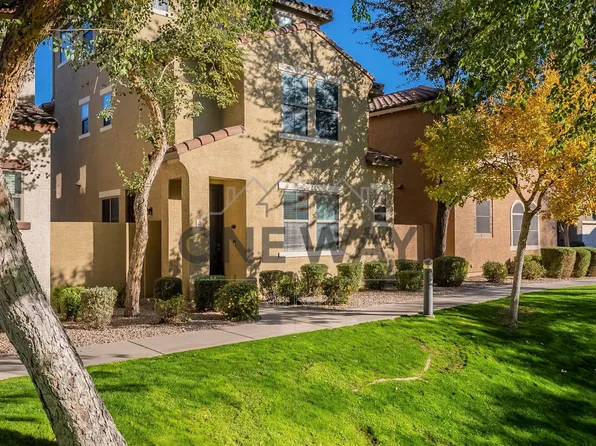 451 S Hawes Rd, Mesa, AZ 85208