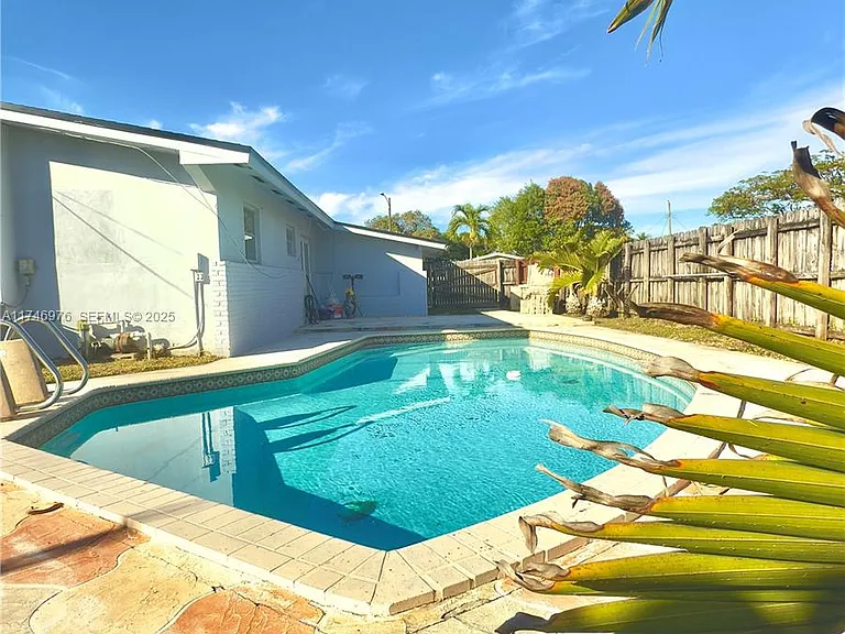 7672 Plantation Blvd — Photo 14