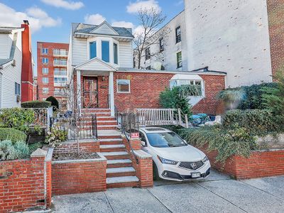 1559 W 7th St, Brooklyn, NY, 11204