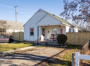 222 Fairview Ave, Washington Court House, OH 43160