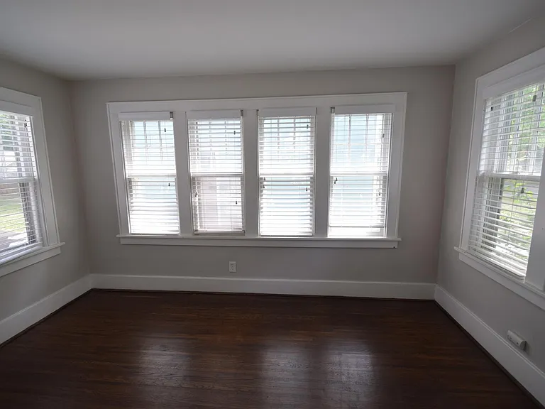 78 Hollywood Ave — Photo 9