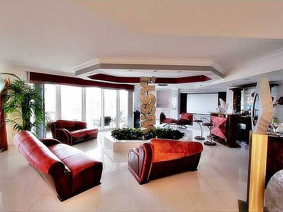 4th image of 2600 Island Blvd APT 1906