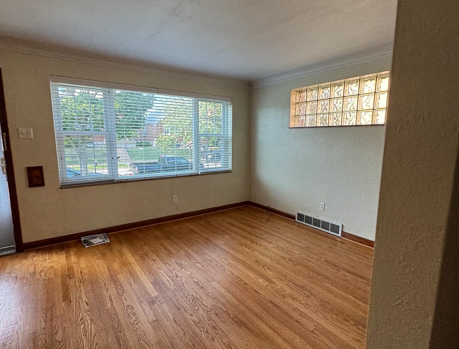1 bed, 754 sqft, $925 — Photo 3