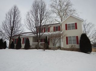 9025 Sherri Dr, Macedonia, OH 44056