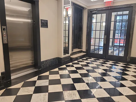 Rented by Manhattan Realty Group | media 3