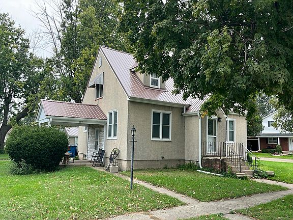 3rd image of 102 S Hennepin Ave