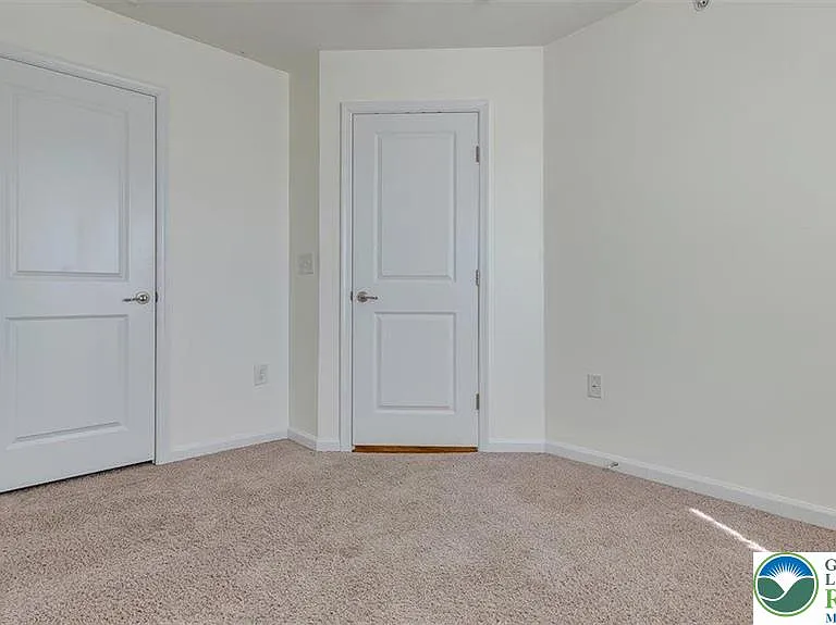 10 White Rose Ln — Photo 32