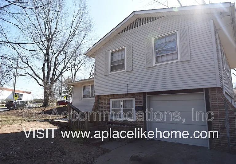 8107 E 89th Ter — Photo 3
