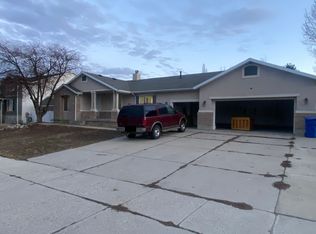 5467 W Windmill Dr, West Jordan, UT 84081