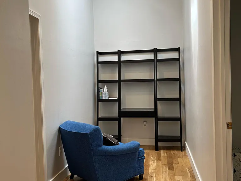 2407 NE Skidmore St — Photo 9