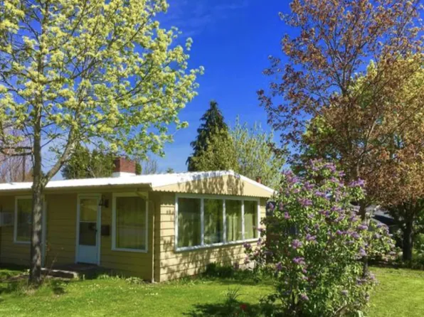 2595 McMillan St, Eugene, OR 97405