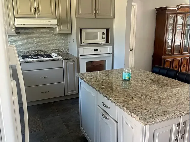 800 Vosseller Ave — Photo 5