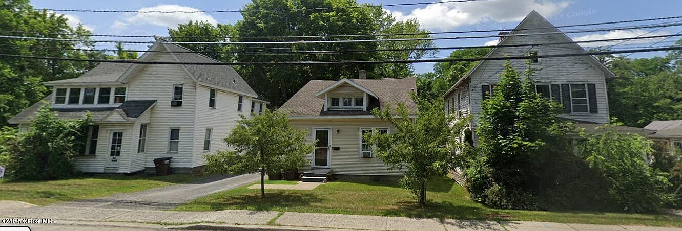 1st image of 616-618 Kenwood Avenue
