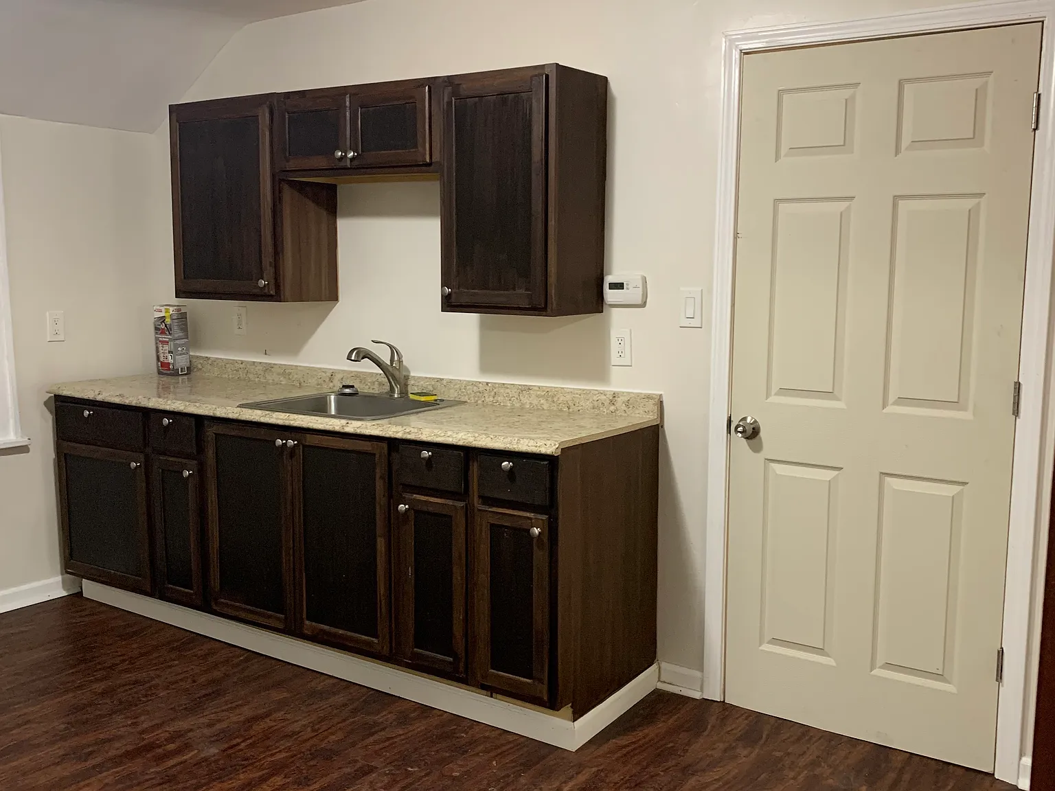 636 Wyoming Ave — Photo 1