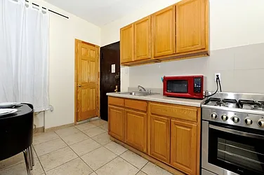 Rented by Eisenberg Exclusives