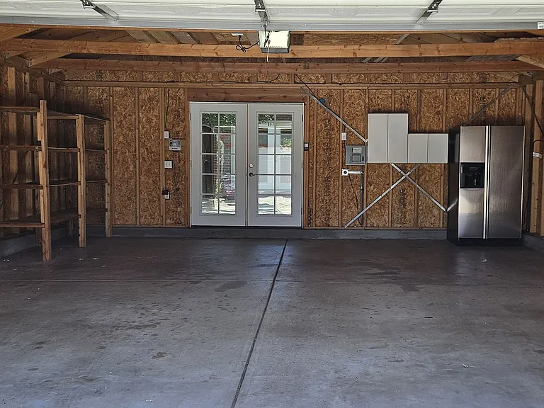 2415 Olive St — Photo 53