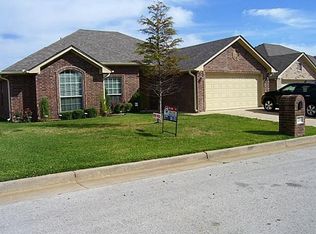 220 Cass Cir, Flint, TX 75762