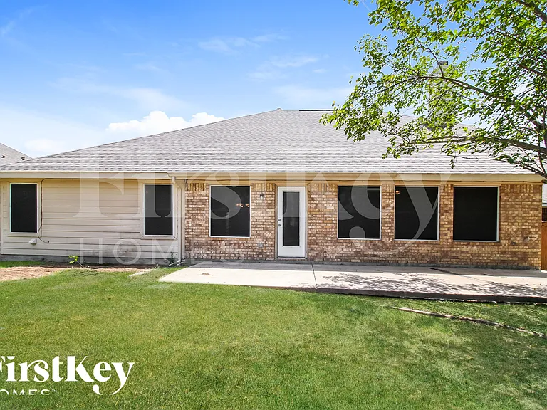 8 Willowstone Ct — Photo 17