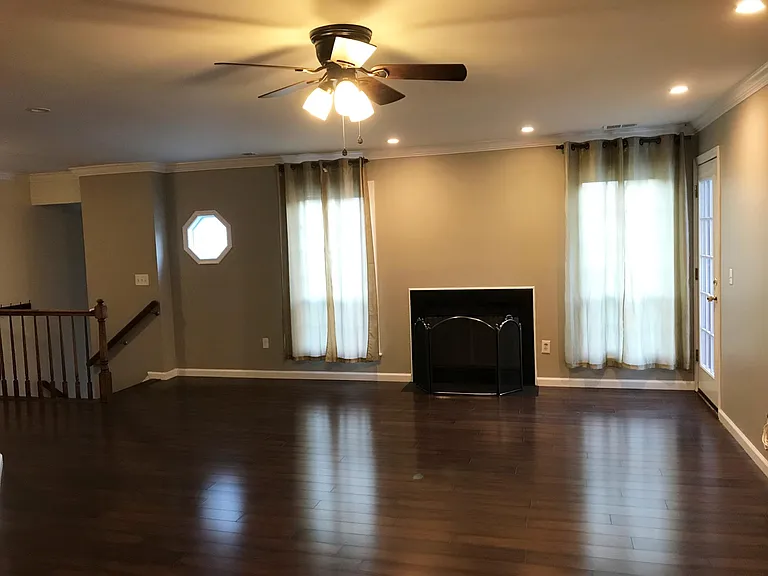 368 Mayfair Pl — Photo 5