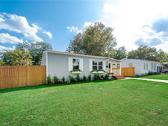 2nd image of 228 Sendero Dr