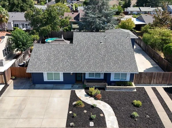 214 Turnstone Dr, Livermore, CA 94551