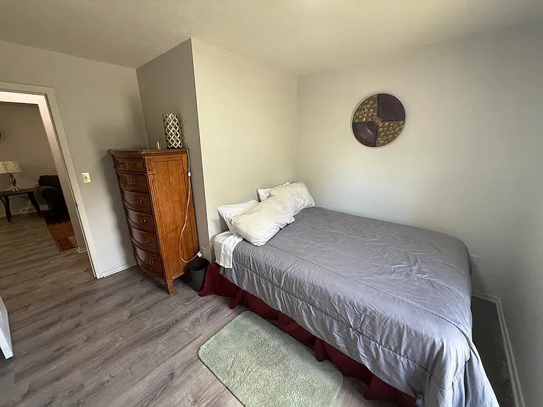 207 Wheaton Ct — Photo 9