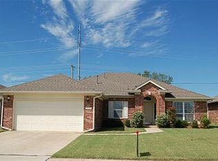 520 Lone Oak Dr, Norman, OK 73071