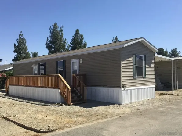 725 W Thornton Ave Space 61, Hemet, CA 92543