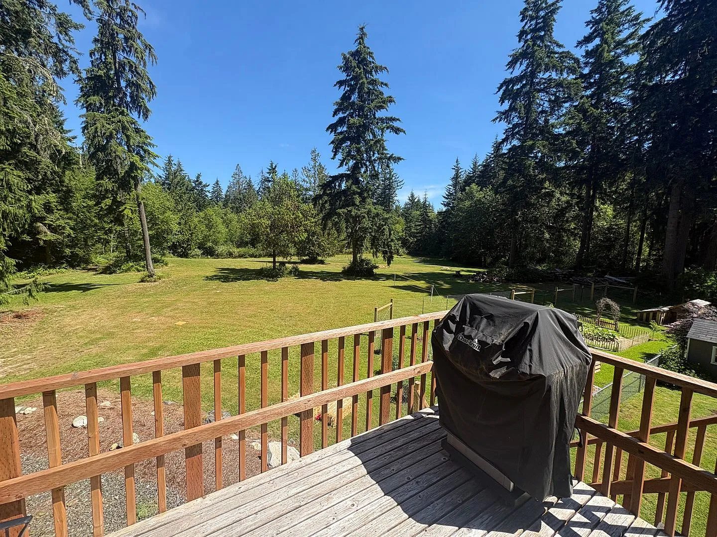 Beautifully Remodeled- One Bedroom Carriage House for Rent Port Orchard, WA — Photo 2