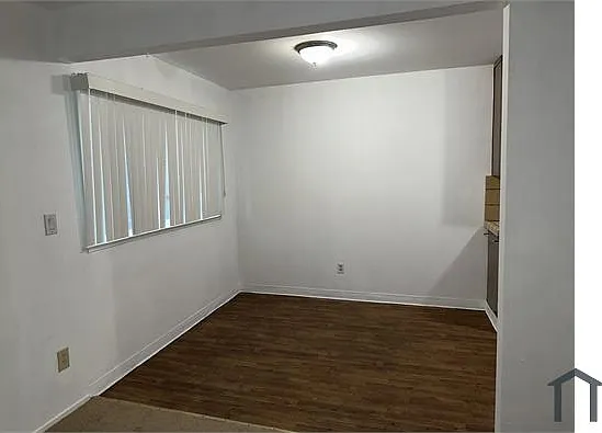 7330 Rainbow Dr — Photo 2