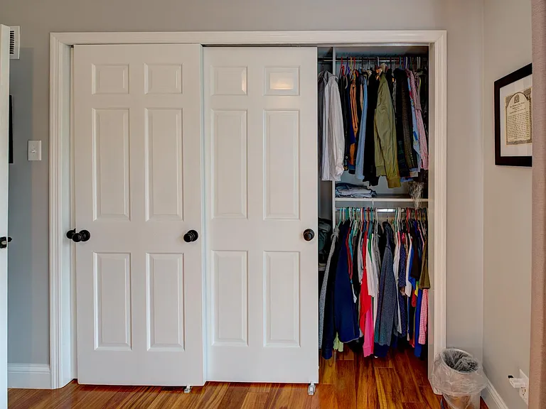 10490 Frontenac Woods Ln — Photo 44