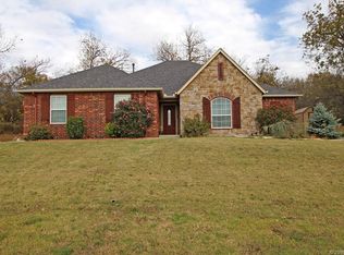 939 N Stockman Rd, Skiatook, OK 74070